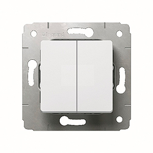 Выключатель Legrand 773657