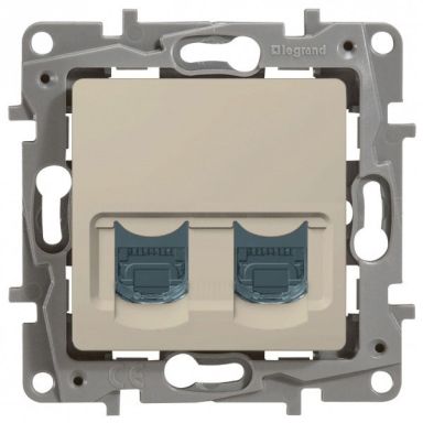 Розетка информационная Legrand 672354